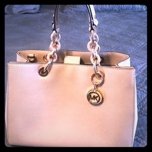 Michale Kors purse